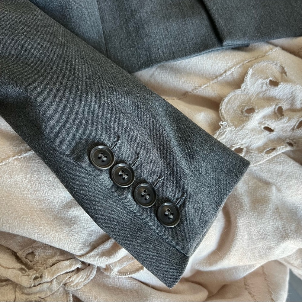 Djerf avenue cropped blazer - Picture 5 of 9